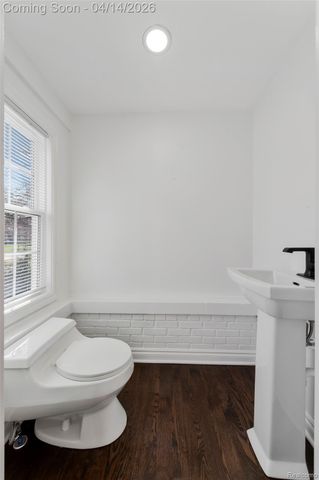 4312 Samoset Road, Royal Oak, MI 48073