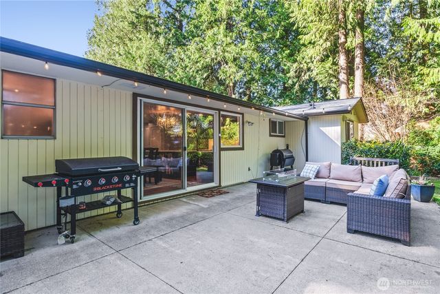 1910 Forest Ridge Place, Mount Vernon, WA 98273