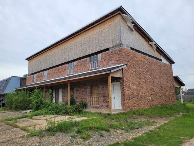 1806 Sanford Drive, Little Rock, AR 72227