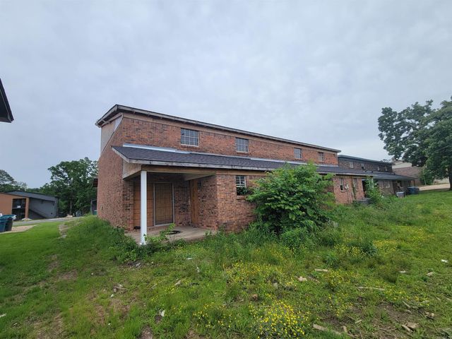 1806 Sanford Drive, Little Rock, AR 72227