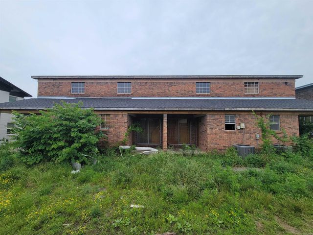 1806 Sanford Drive, Little Rock, AR 72227