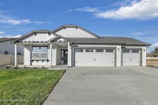 2353 W WILBUR AVE, Coeur D'alene, ID 83815