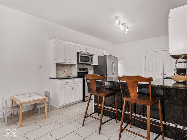 608 E 9th Street, Indianapolis, IN 46202
