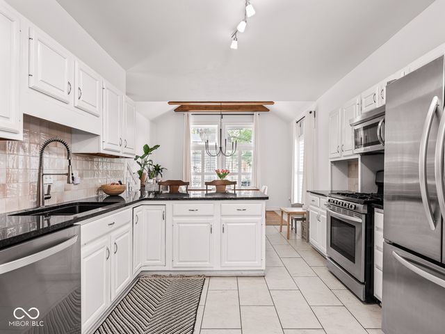 608 E 9th Street, Indianapolis, IN 46202