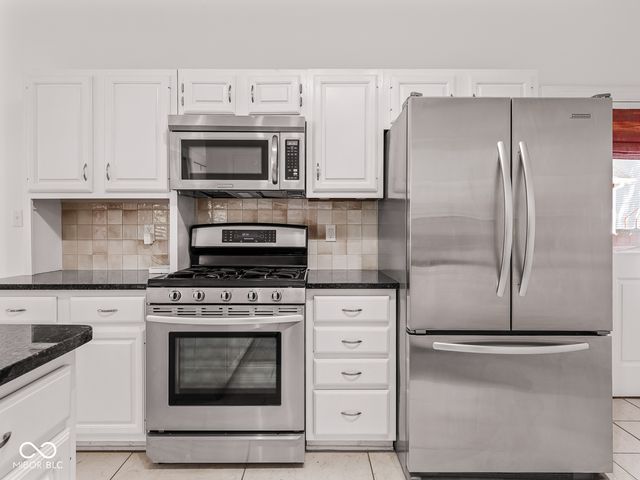 608 E 9th Street, Indianapolis, IN 46202