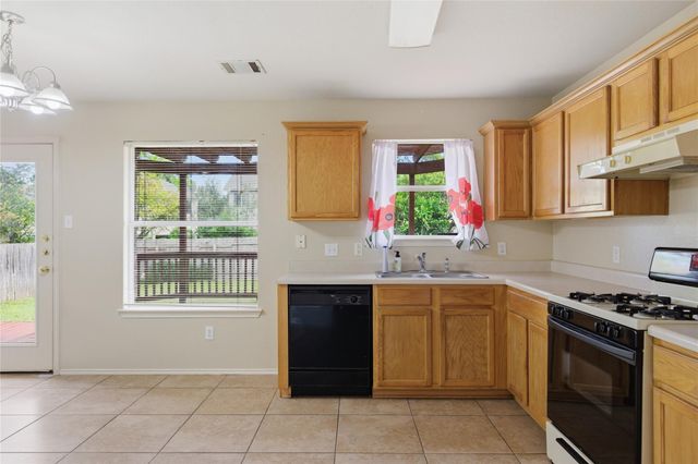3816 Top Rock LN, Round Rock, TX 78681