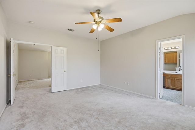 3816 Top Rock LN, Round Rock, TX 78681