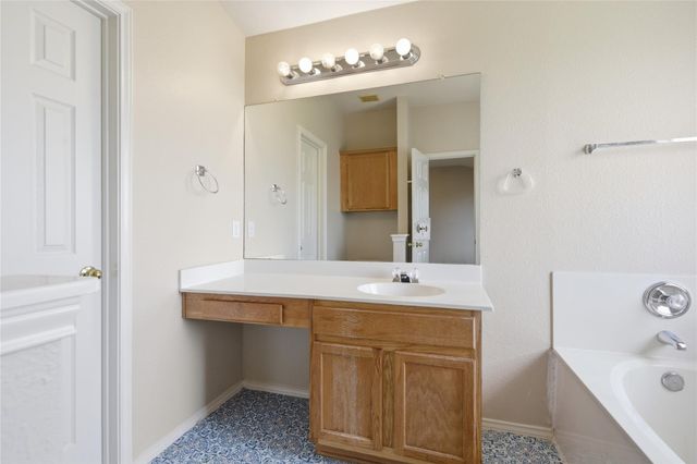 3816 Top Rock LN, Round Rock, TX 78681