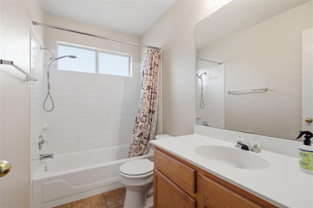 3816 Top Rock LN, Round Rock, TX 78681
