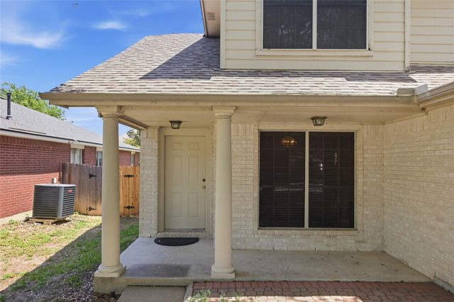 3816 Top Rock LN, Round Rock, TX 78681