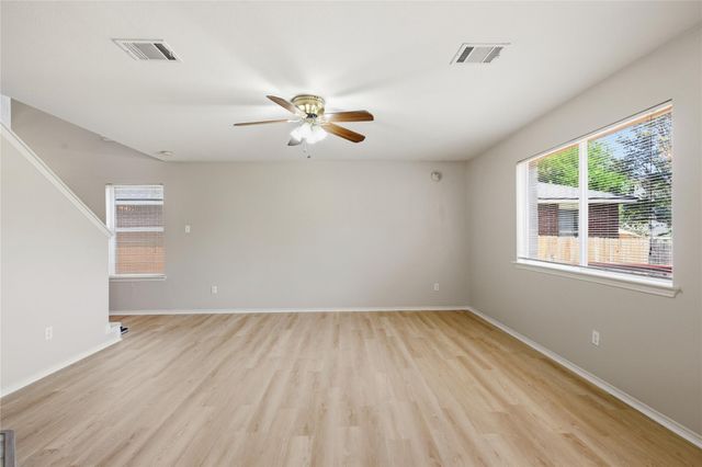 3816 Top Rock LN, Round Rock, TX 78681