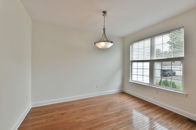 65 WOODBRIDGE DR, Doylestown, PA 18901