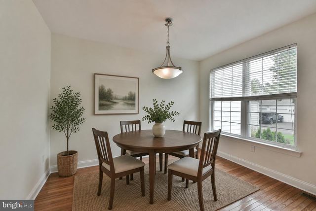 65 WOODBRIDGE DR, Doylestown, PA 18901