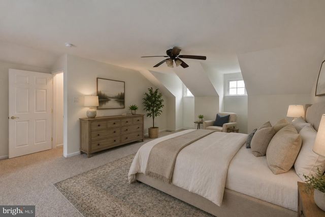 65 WOODBRIDGE DR, Doylestown, PA 18901