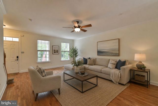 65 WOODBRIDGE DR, Doylestown, PA 18901