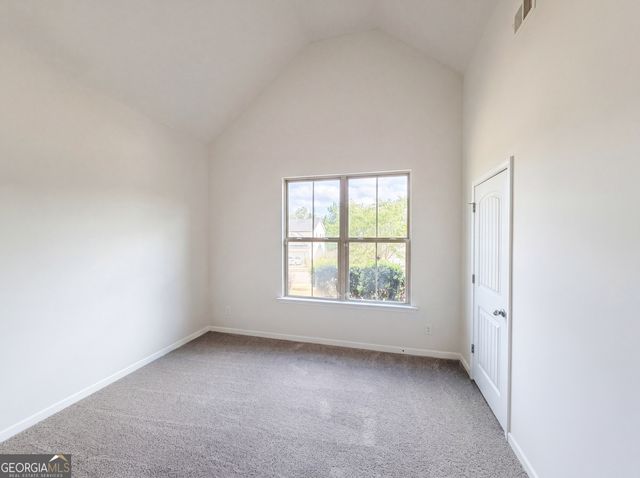 4075 Mcclendon Way, Rex, GA 30273