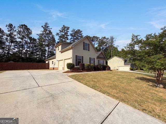 4075 Mcclendon Way, Rex, GA 30273