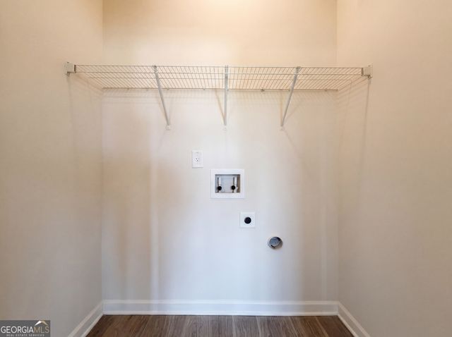 4075 Mcclendon Way, Rex, GA 30273