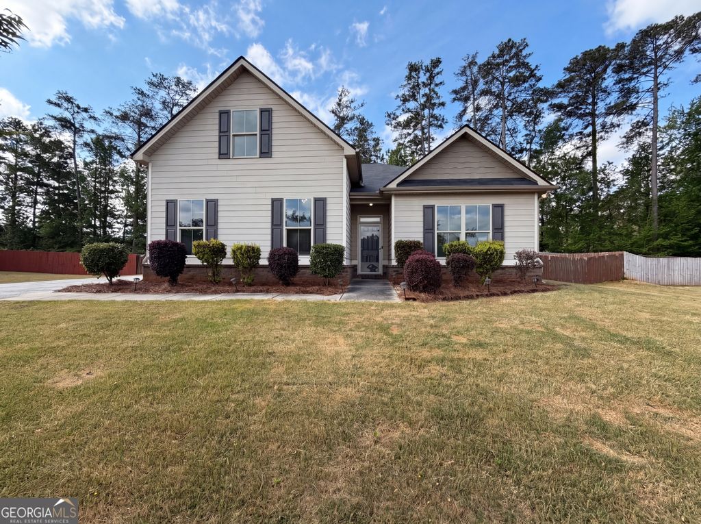4075 Mcclendon Way, Rex, GA 30273