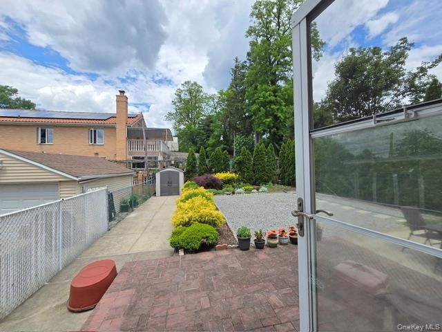 24841 Thebes Avenue, Little Neck, NY 11362