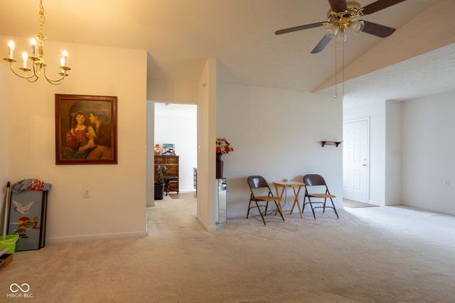 10924 St Petersburg Way, Indianapolis, IN 46229