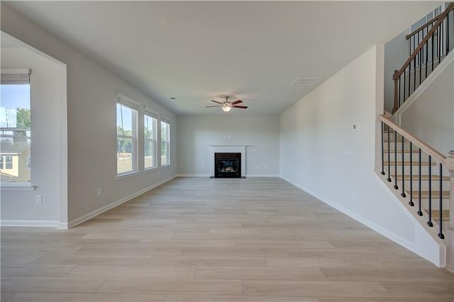 174 Crabbswood Drive, Mcdonough, GA 30253