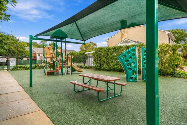1056 Village Drive 1056, Hauppauge, NY 11788