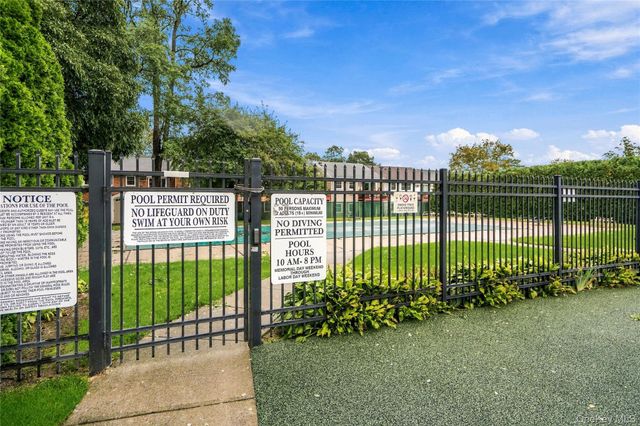 1056 Village Drive 1056, Hauppauge, NY 11788