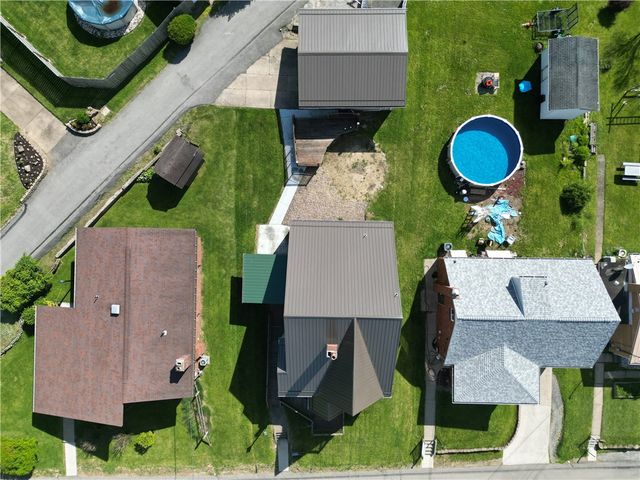 922 Highland Ave, Port Vue, PA 15133