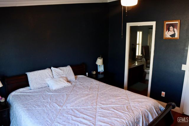 2042 Girard Street 126, Delano, CA 93215