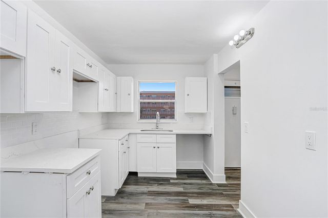 5603 80TH STREET N 303, St Petersburg, FL 33709