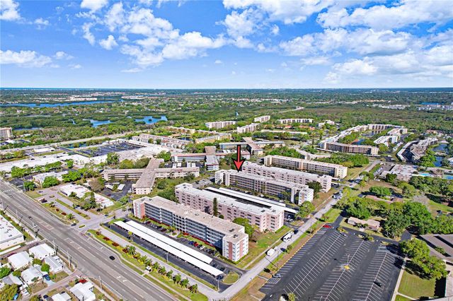 5603 80TH STREET N 303, St Petersburg, FL 33709