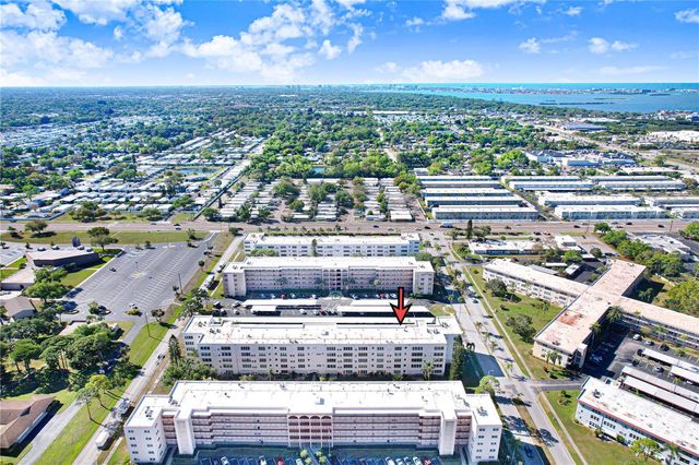 5603 80TH STREET N 303, St Petersburg, FL 33709