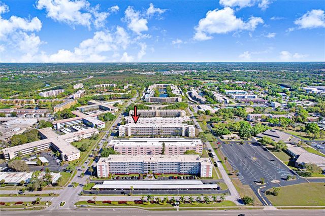 5603 80TH STREET N 303, St Petersburg, FL 33709