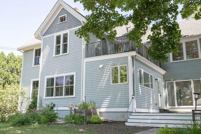 15 Meriam, Lexington, MA 02420