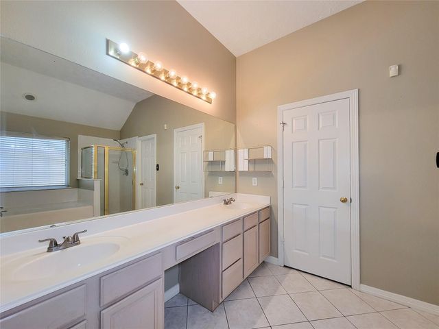 18511 Falcon Crest Drive, Humble, TX 77346