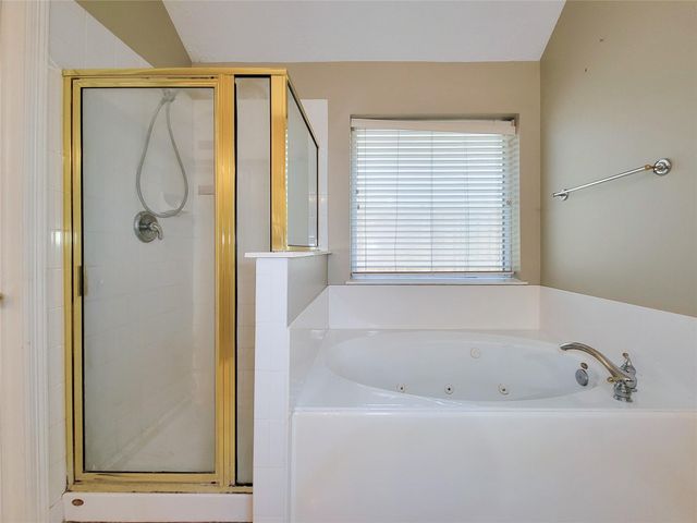 18511 Falcon Crest Drive, Humble, TX 77346