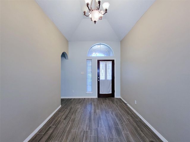18511 Falcon Crest Drive, Humble, TX 77346