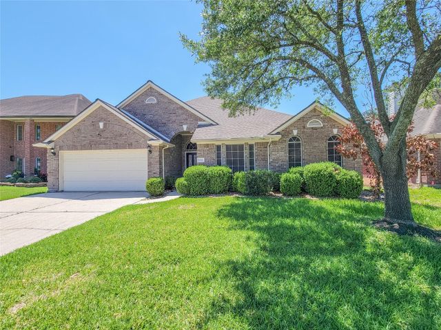 18511 Falcon Crest Drive, Humble, TX 77346