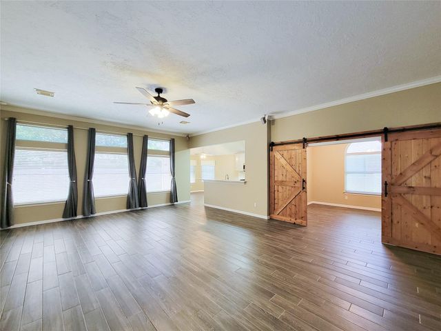18511 Falcon Crest Drive, Humble, TX 77346