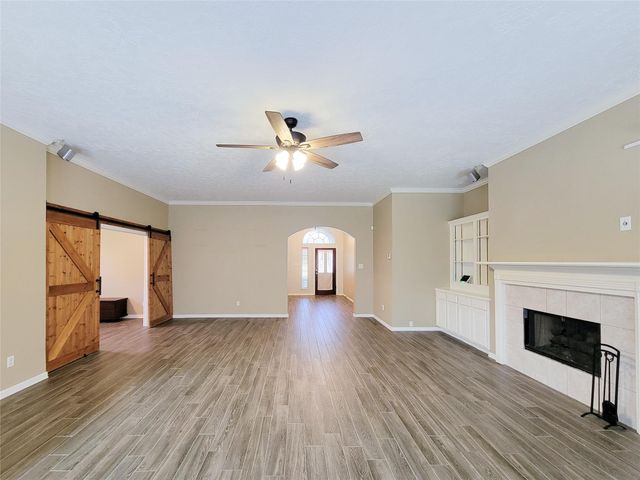 18511 Falcon Crest Drive, Humble, TX 77346
