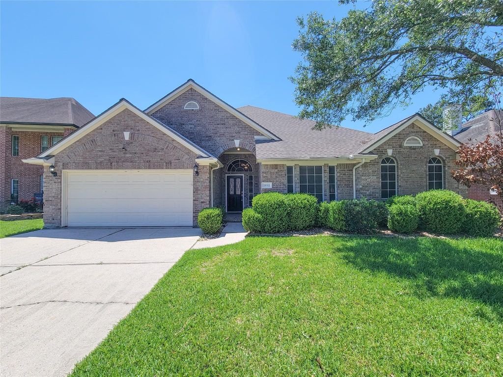 18511 Falcon Crest Drive, Humble, TX 77346