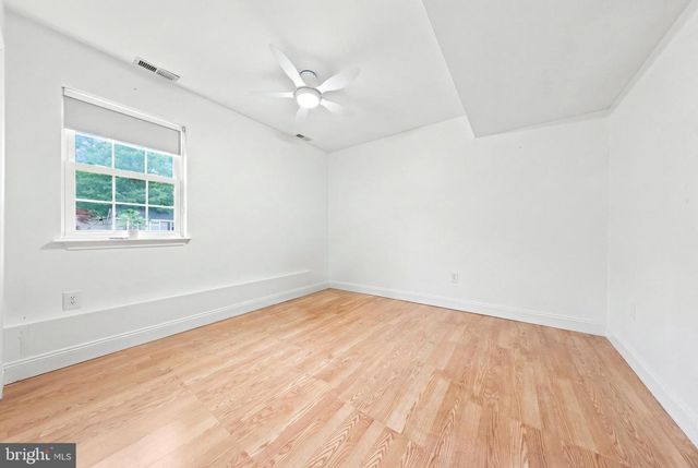 2 E RIDGEWOOD AVE, Galloway, NJ 08205