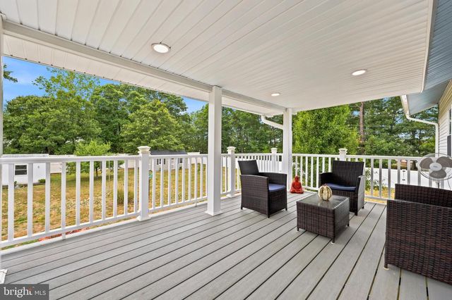 2 E RIDGEWOOD AVE, Galloway, NJ 08205