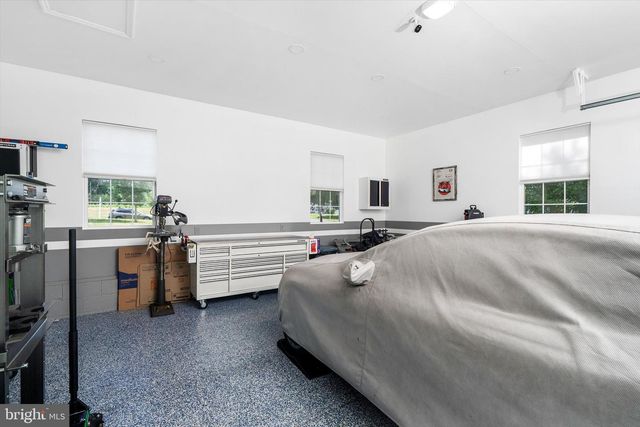 297 SYKESVILLE RD, Chesterfield, NJ 08515