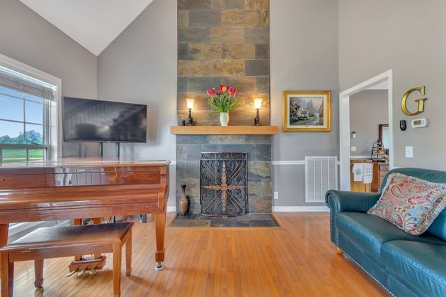 1157 Majors Cemetery Rd, Lynchburg, TN 37352