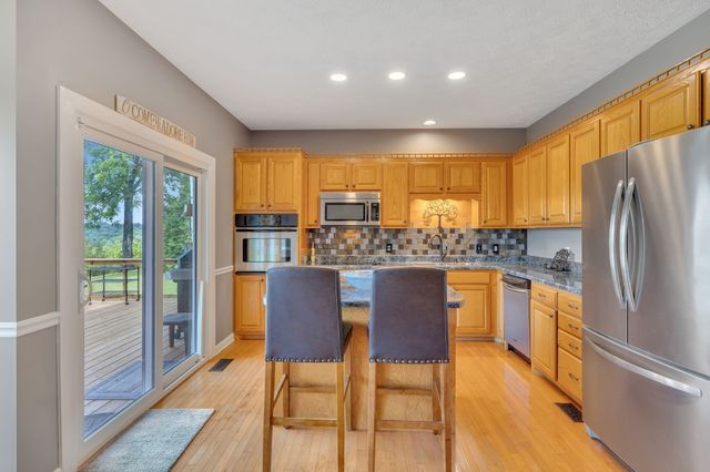 1157 Majors Cemetery Rd, Lynchburg, TN 37352