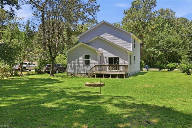 1612 Nansemond PW, Suffolk, VA 23434