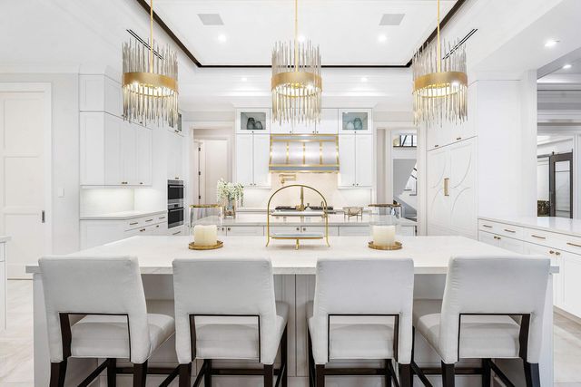 215 W Coconut Palm Road, Boca Raton, FL 33432