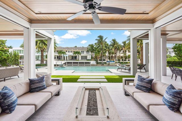 215 W Coconut Palm Road, Boca Raton, FL 33432